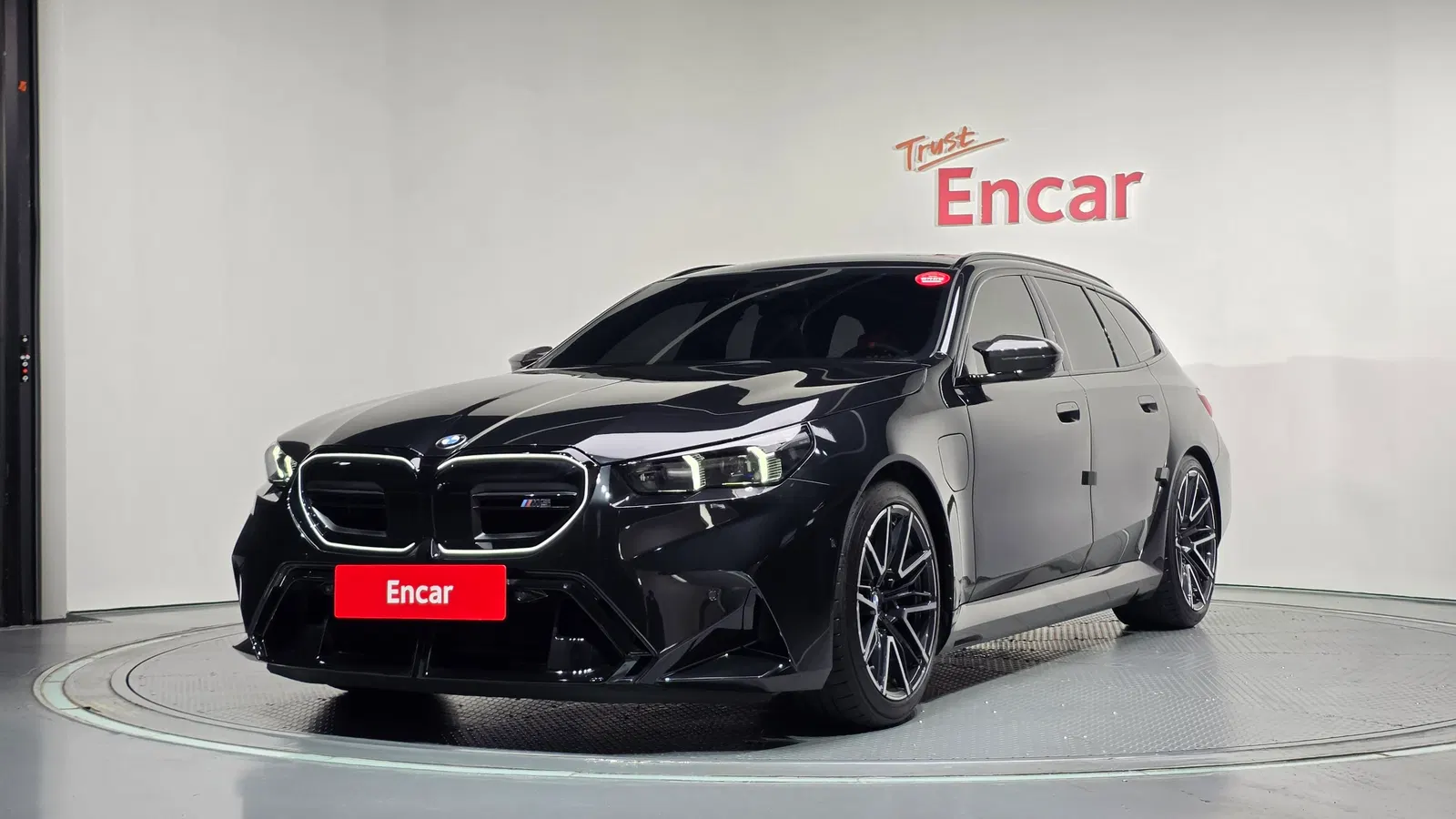 BMW M5 (G90) M5 Touring 2026 — photo 1 sur 20