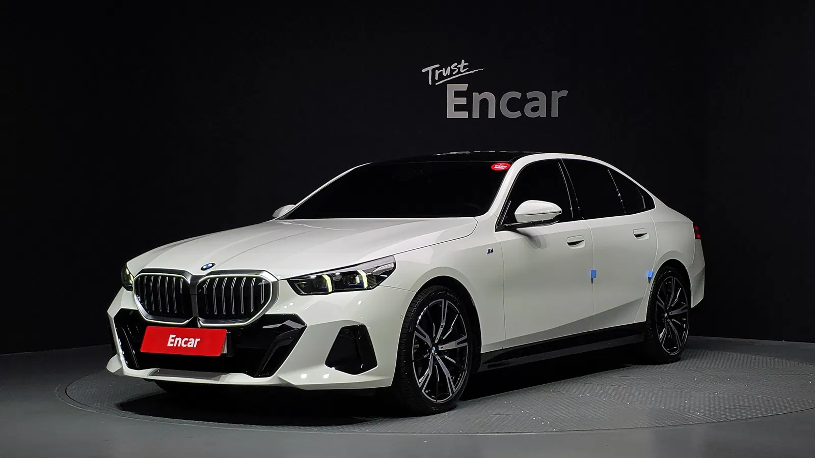 BMW Série 5 (G60) 530i xDrive M Sport 2024 — photo 1 sur 42