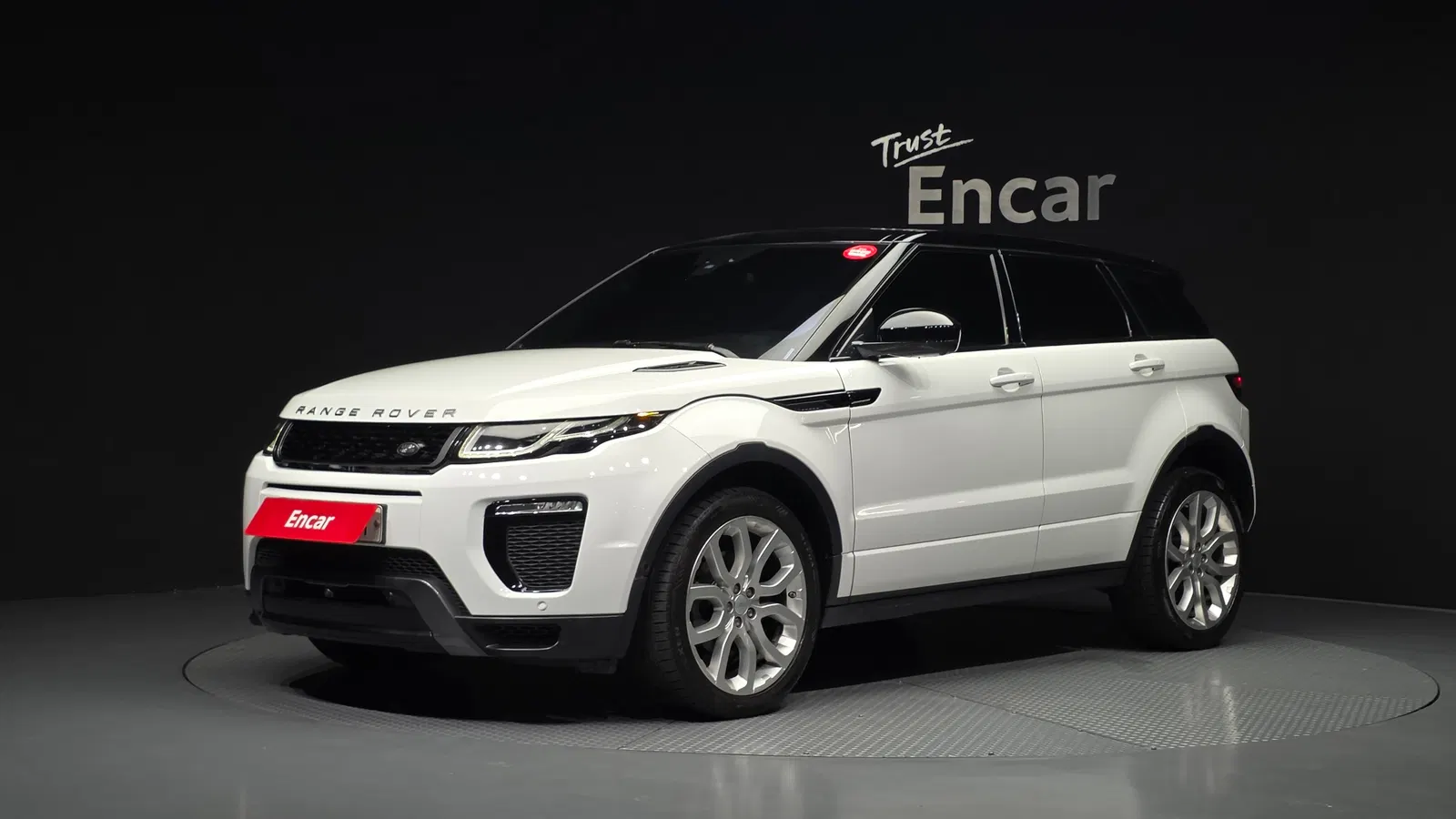 Land Rover Range Rover Evoque 2.0 TD4 HSE Dynamic 2018 — photo 1 sur 20