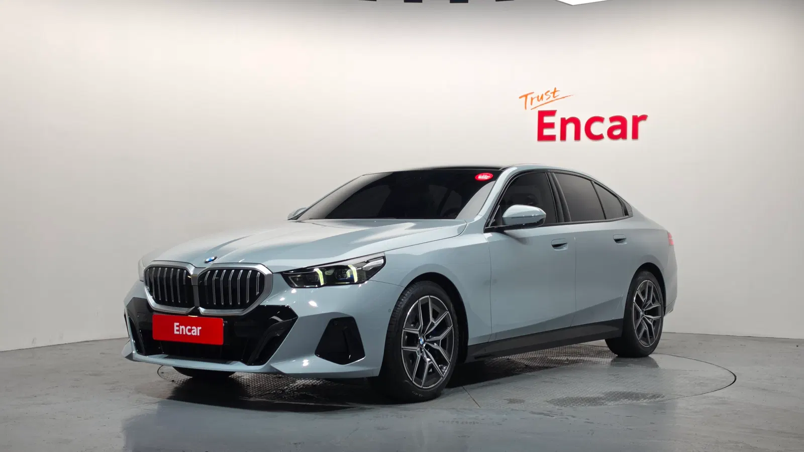 BMW Série 5 (G60) 520i M Sport 2026 — photo 1 sur 32
