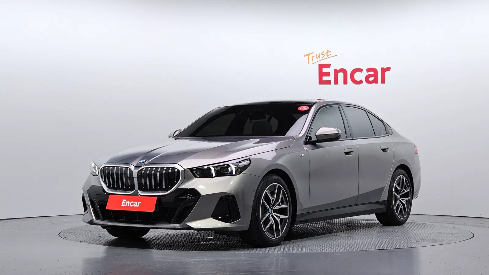 BMW Série 5 (G60) 520i M Sport 2025 — photo 1 sur 26