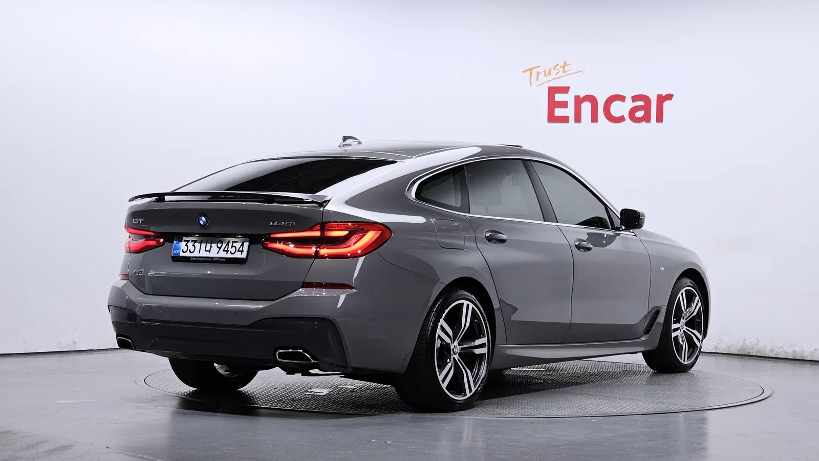 BMW Série 6 GT (G32) 640i xDrive M Sport 2022 — photo 1 sur 34