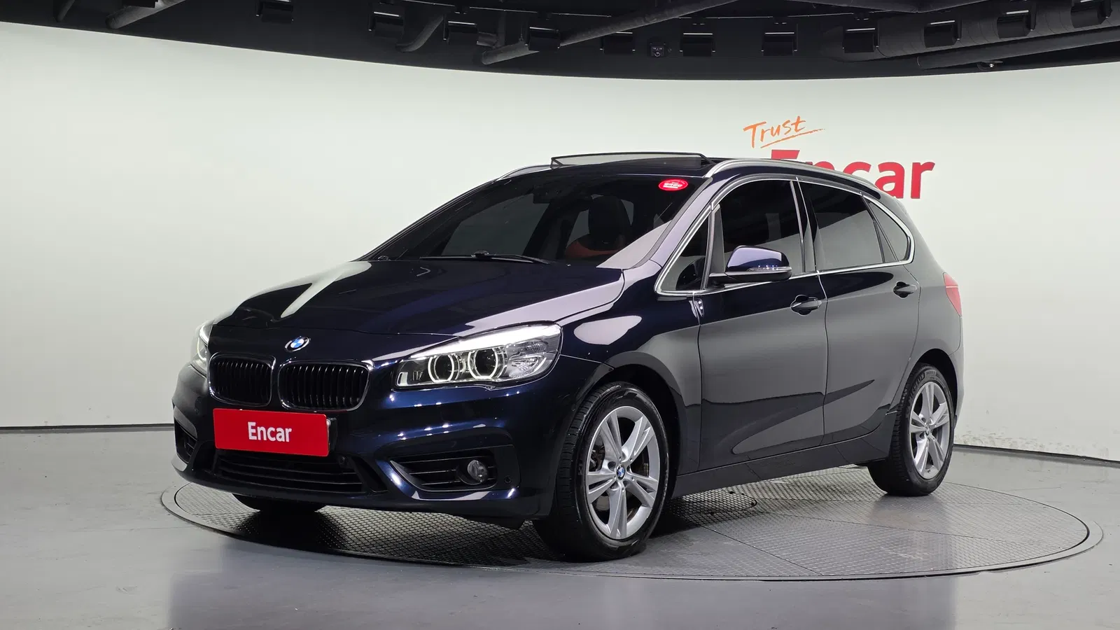 BMW Série 2 Active Tourer (F45) Joy 2018 — photo 1 sur 20