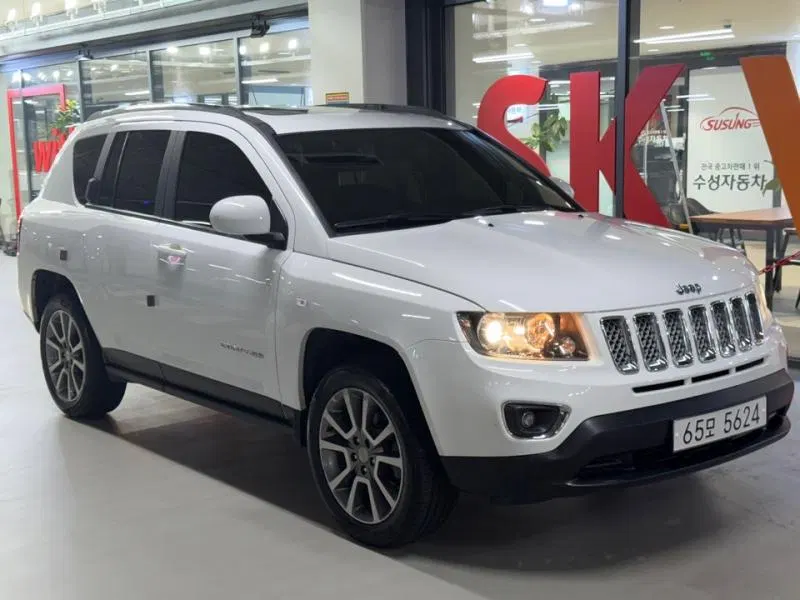 Jeep Compass 2.4 Limited 2017 — photo 1 sur 26