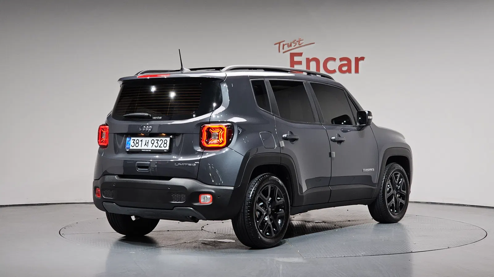 Jeep Renegade 1.3 Limited 2023 — photo 1 sur 42