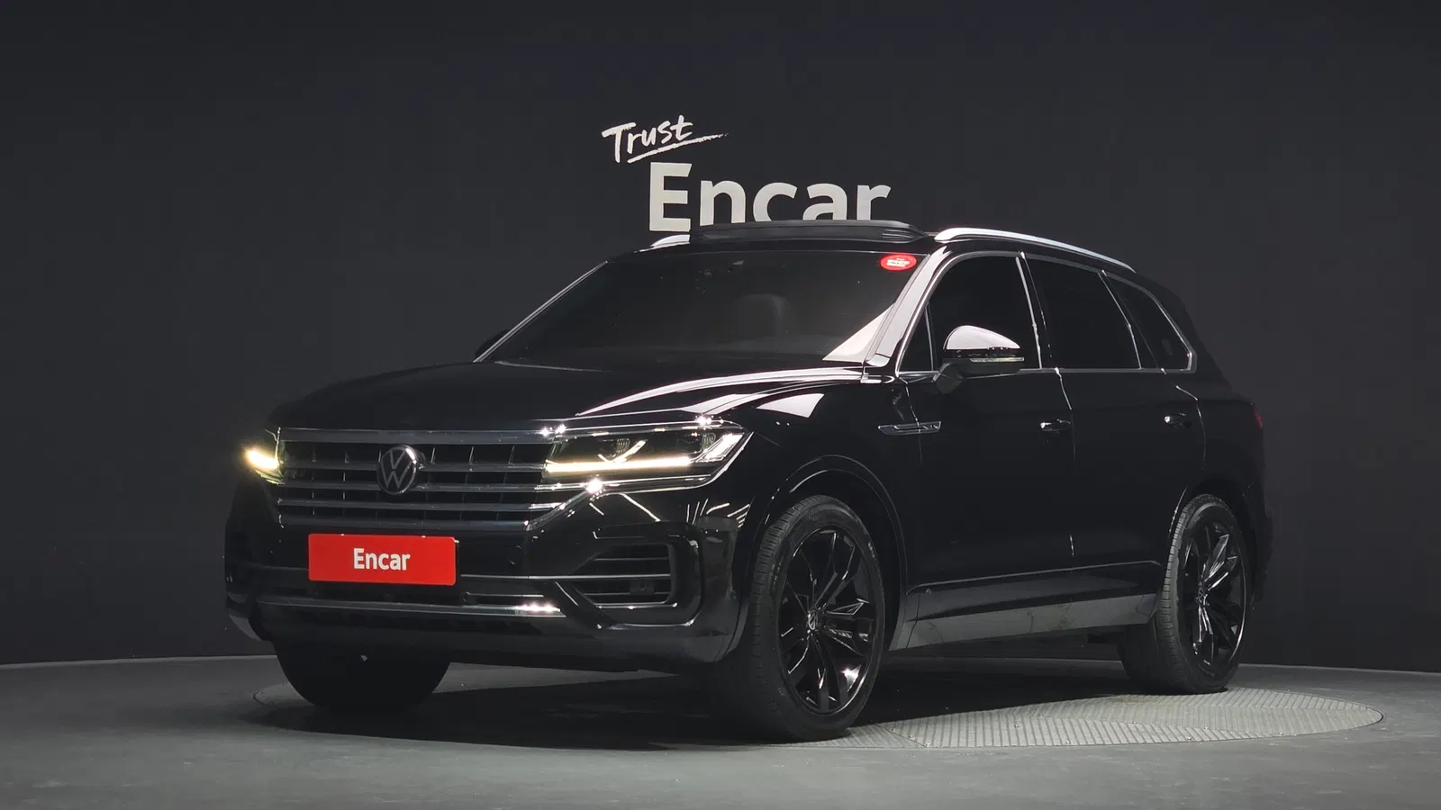 Volkswagen Touareg 3e génération 3.0 TDI R-Line 2021 — photo 1 sur 36