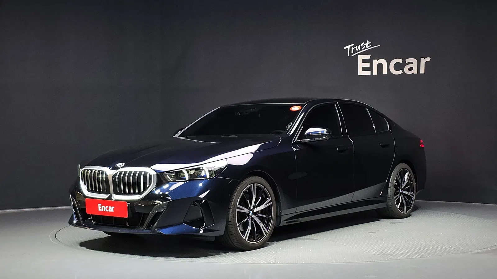 BMW Série 5 (G60) 530i xDrive M Sport 2026 — photo 1 sur 8