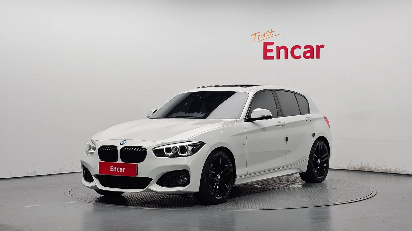 BMW Série 1 (F20) 118d M Sport Shadow 5 portes 2018 — photo 1 sur 26