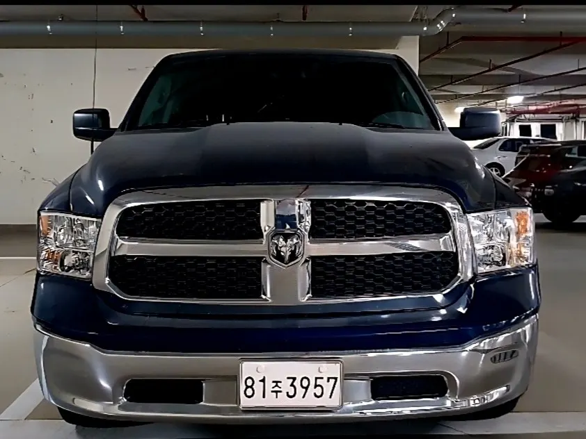 Dodge RAM Pickup 5.7 2019 — photo 1 sur 15