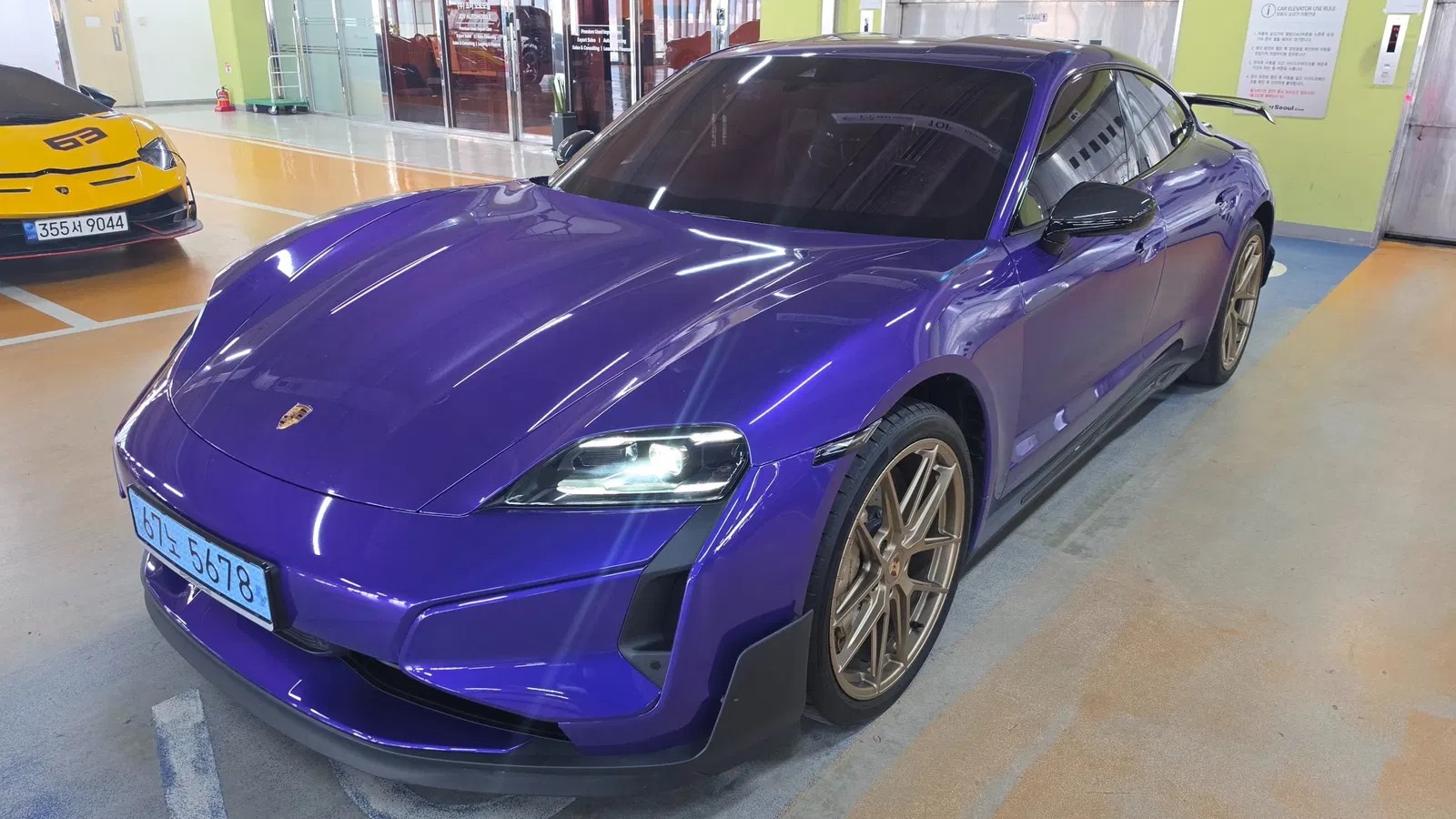 Porsche Taycan Turbo GT Package 2025 — photo 1 sur 26