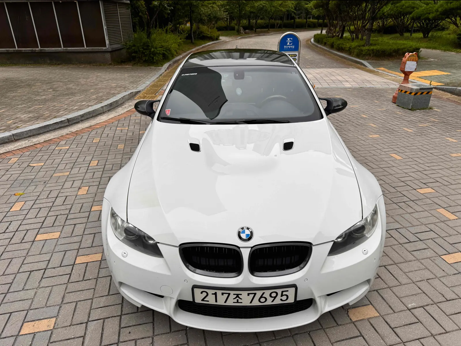BMW M3 (E90) M3 Coupé 2012 — photo 1 sur 8