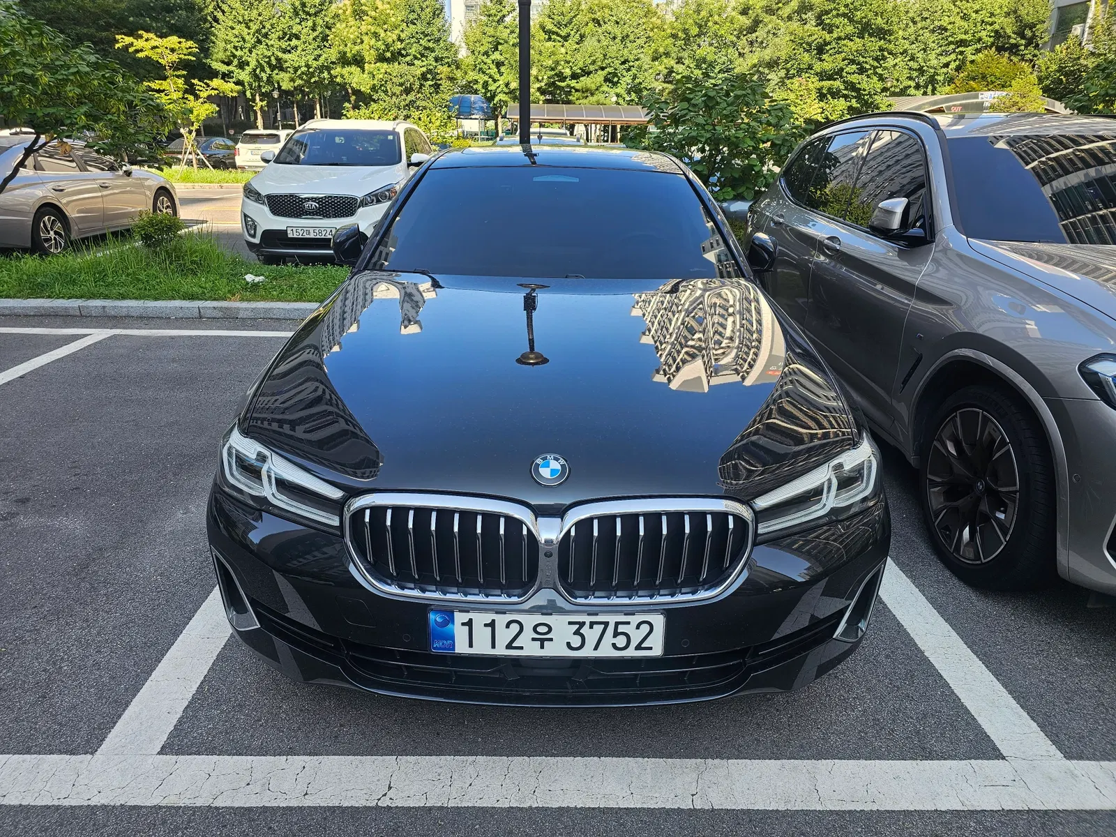 BMW Série 5 (G30) 530i xDrive Luxury 2023 — photo 1 sur 20