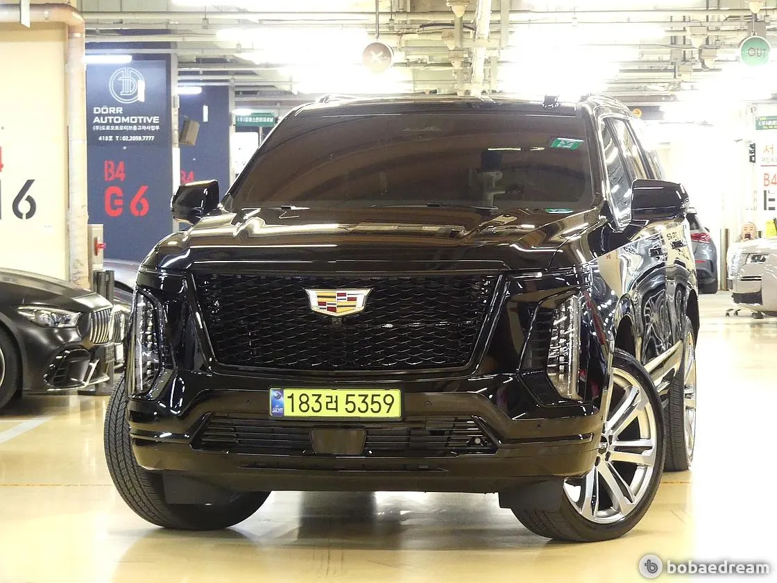 Cadillac Escalade 5e génération 6.2 2025 — photo 1 sur 26