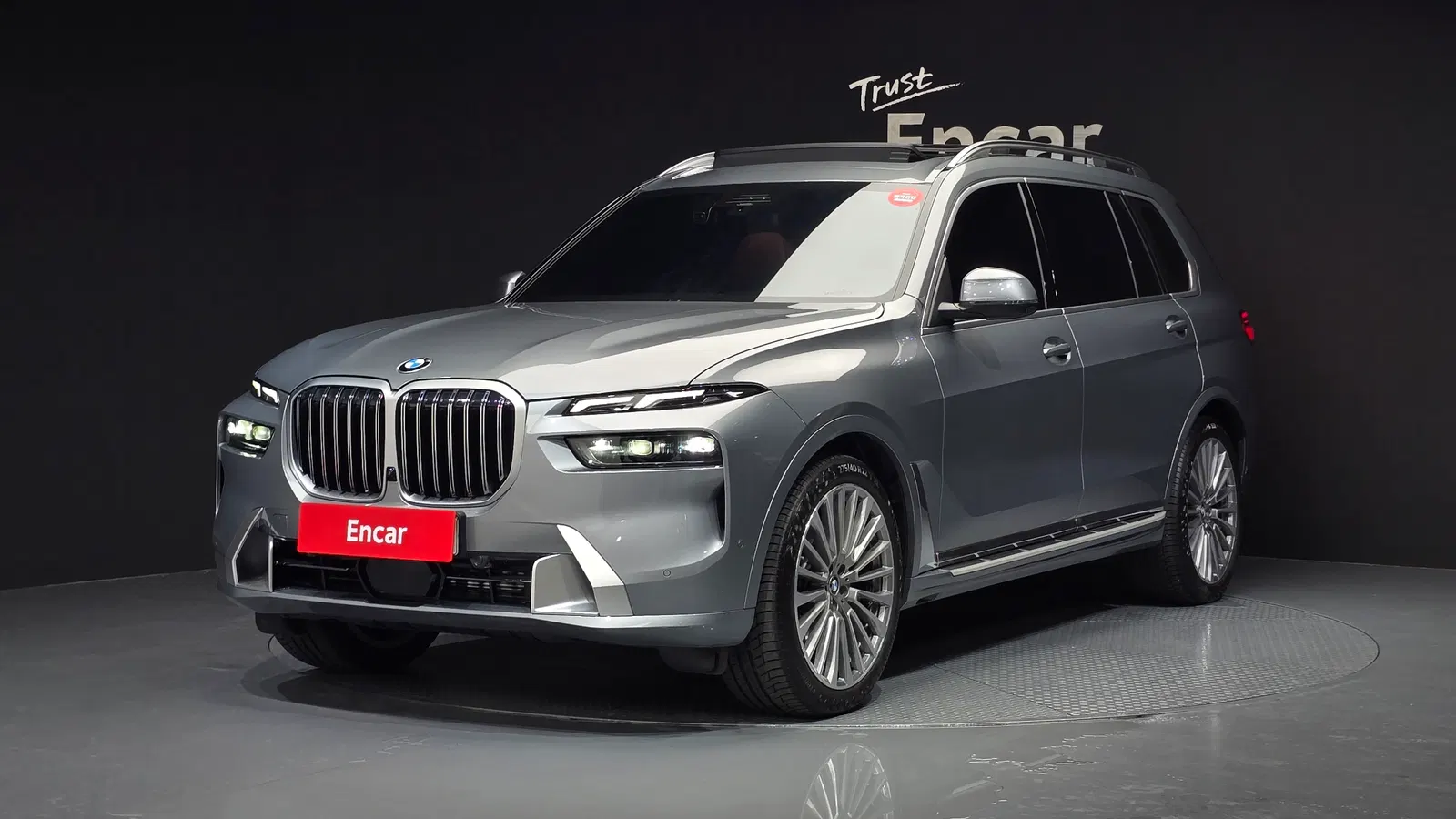 BMW X7 (G07) xDrive 40i Design Pure Excellence 7 places 2025 — photo 1 sur 37