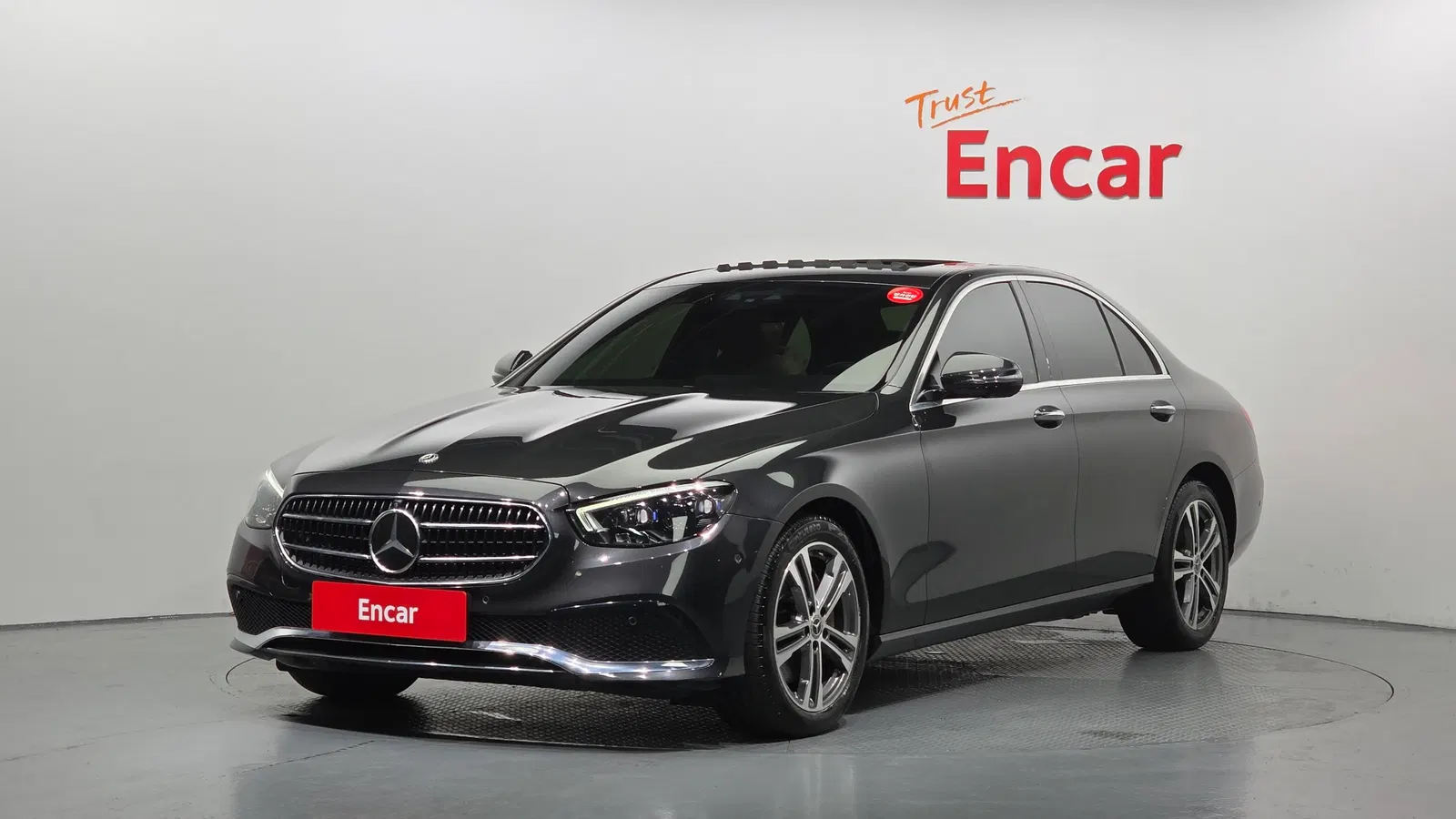 Mercedes-Benz Classe E E350 4MATIC Avantgarde (W213) 2021 — photo 1 sur 35