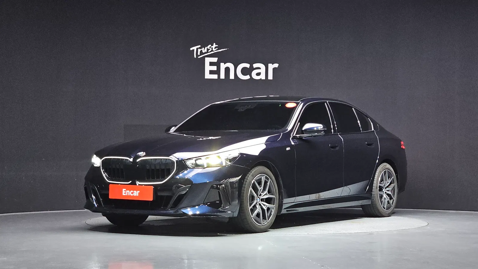 BMW Série 5 (G60) 520i M Sport 2025 — photo 1 sur 26