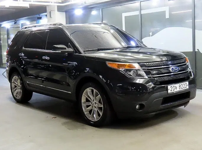 Ford Explorer 3.5 Limited 4WD 2015 — photo 1 sur 26