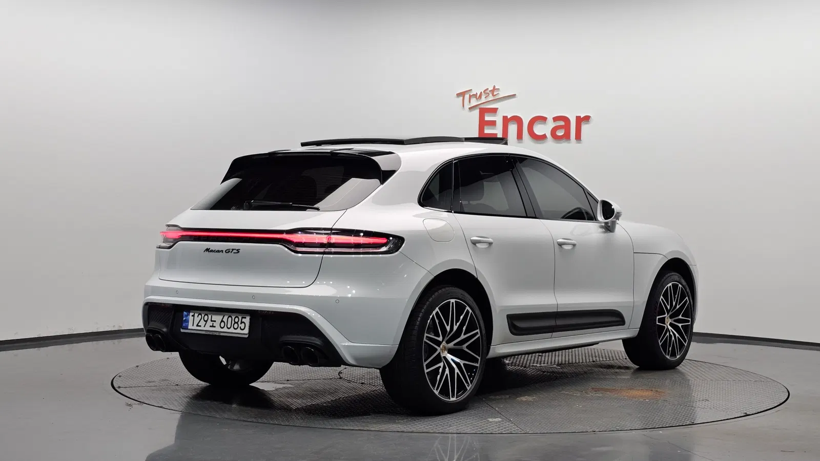 Porsche Macan 2.9 GTS 2023 — photo 1 sur 34