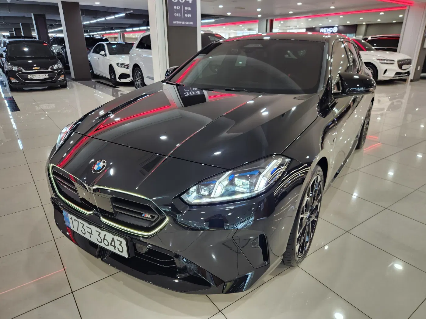 BMW Série 1 (F70) M135 xDrive 2025 — photo 1 sur 24