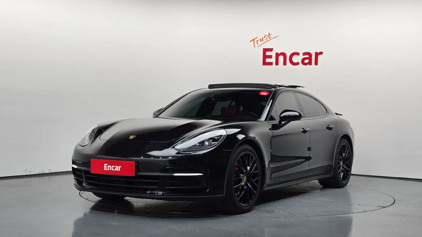 Porsche Panamera (971) 3.0 AWD 2018 — photo 1 sur 20