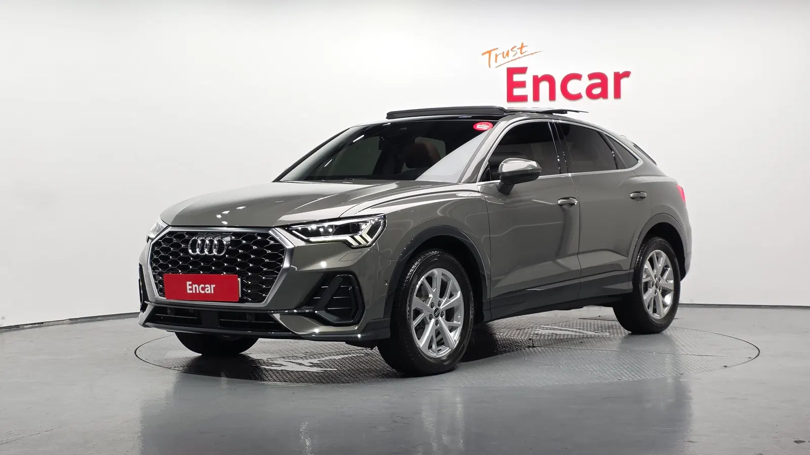 Audi Q3 (F3) 35 TDI Sportback 2023 — photo 1 sur 20