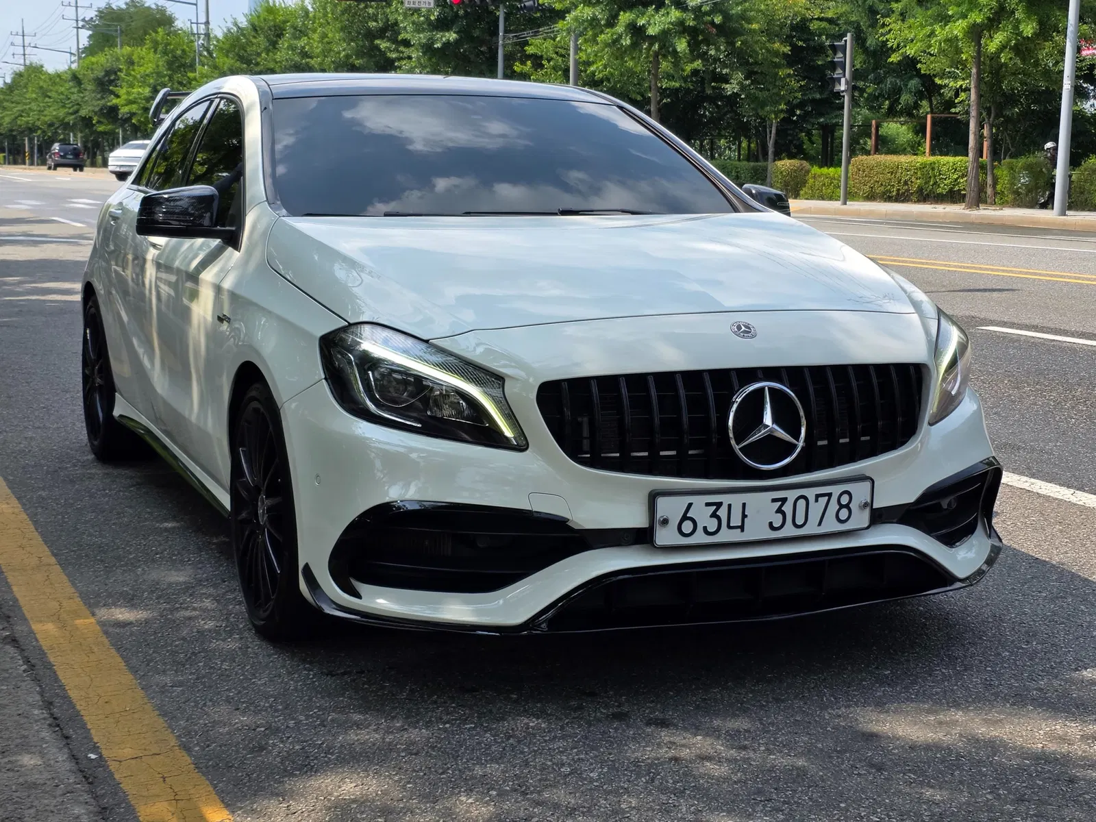 Mercedes-AMG Classe A A45 4MATIC (W176) 2018 — photo 1 sur 24