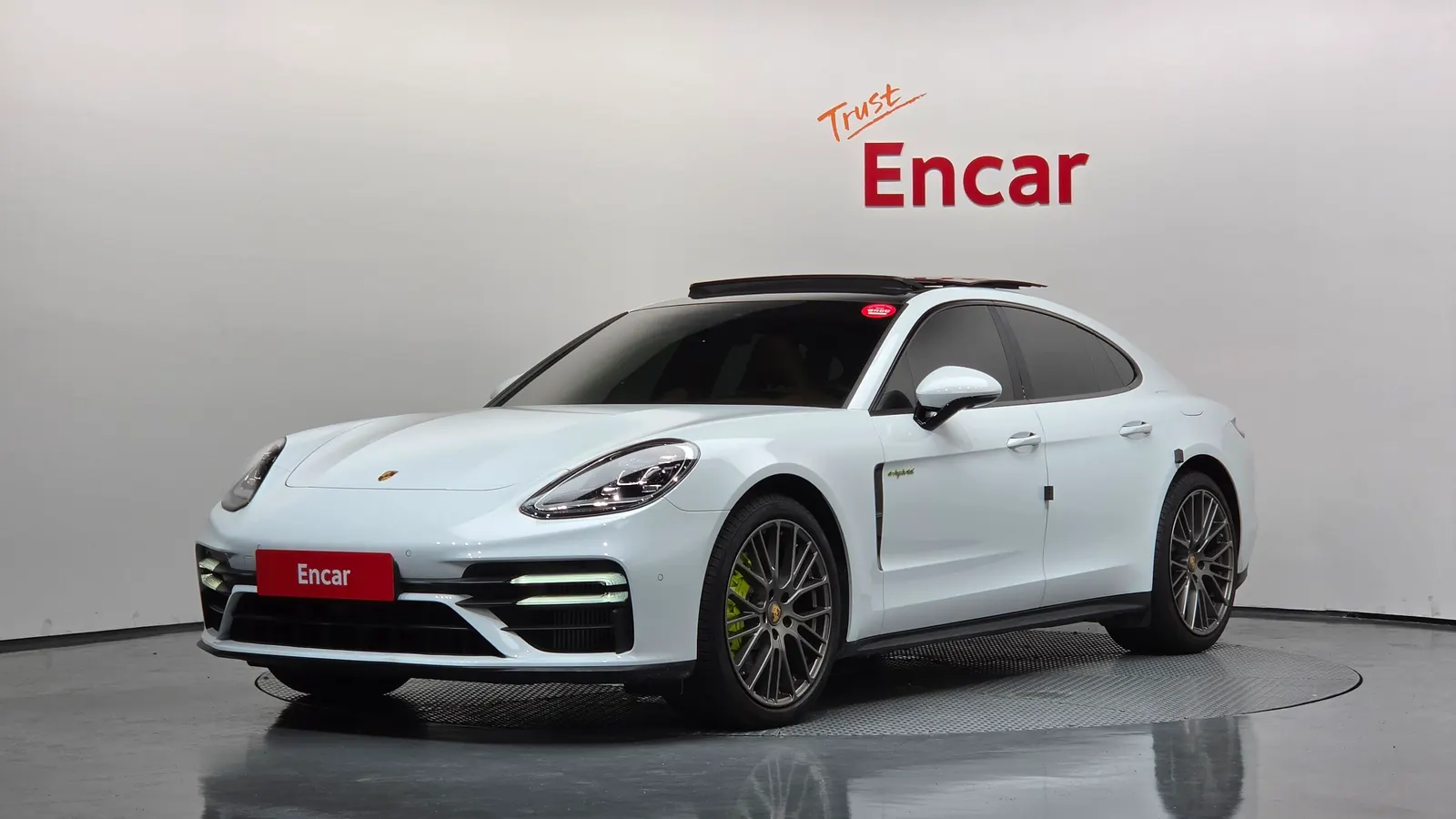 Porsche Panamera (971) 2.9 AWD E-Hybride Platinum Edition 2023 — photo 1 sur 20
