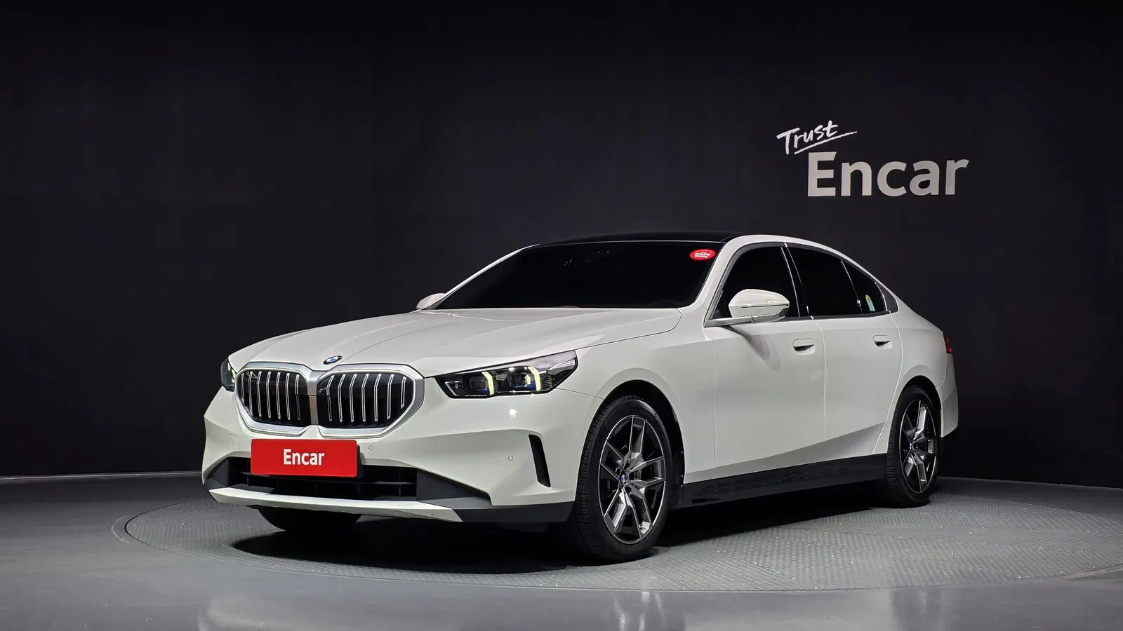 BMW Série 5 (G60) 530i xDrive 2024 — photo 1 sur 20