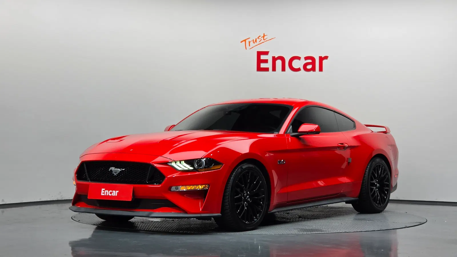 Ford Mustang GT Coupé 2019 — photo 1 sur 26