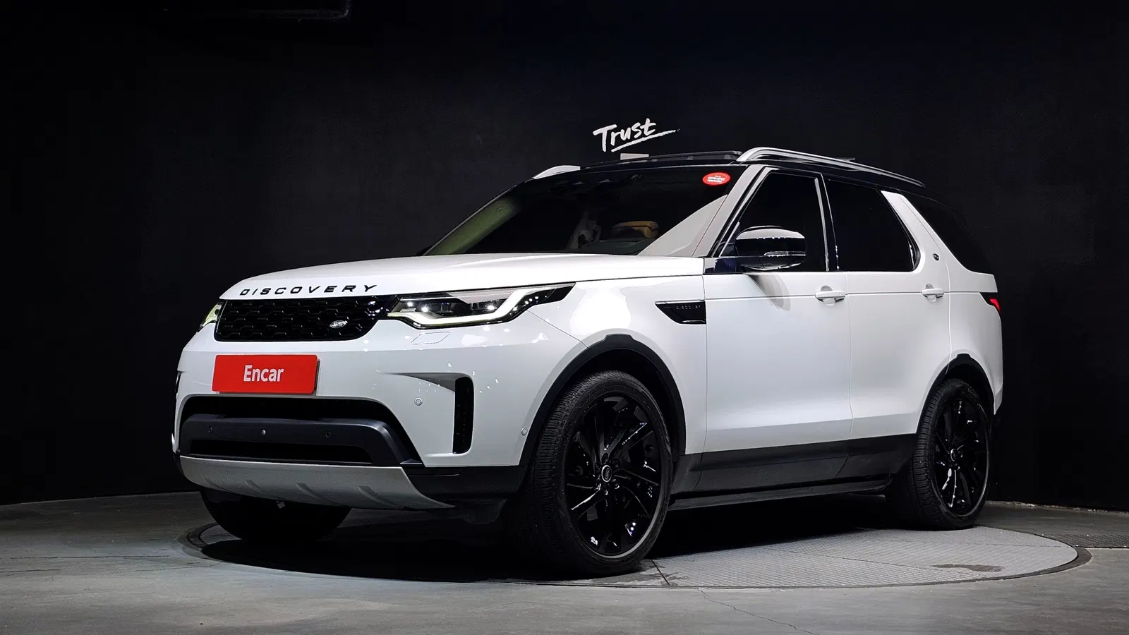 Land Rover Discovery 5 D300 HSE 2022 — photo 1 sur 32