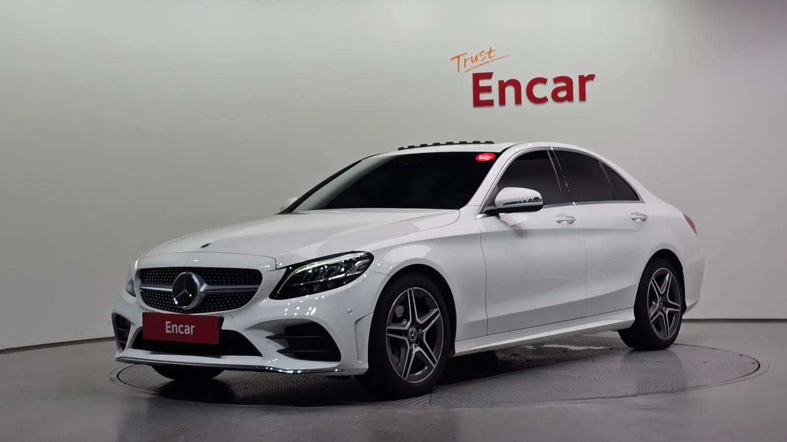 Mercedes-Benz Classe C AMG Line · C200 (W205) 2021 — photo 1 sur 20
