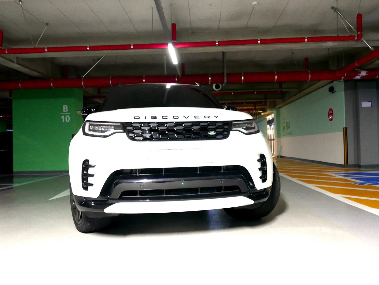 Land Rover Discovery 5 D350 Dynamic HSE 2025 — photo 1 sur 11