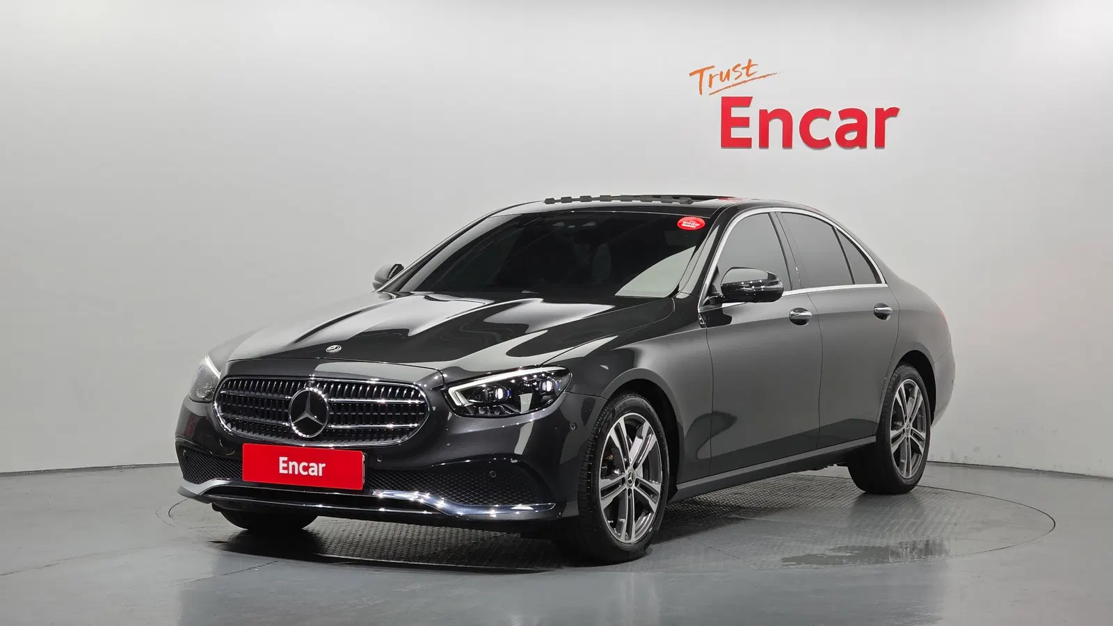 Mercedes-Benz Classe E E350 4MATIC Avantgarde (W213) 2021 — photo 1 sur 20