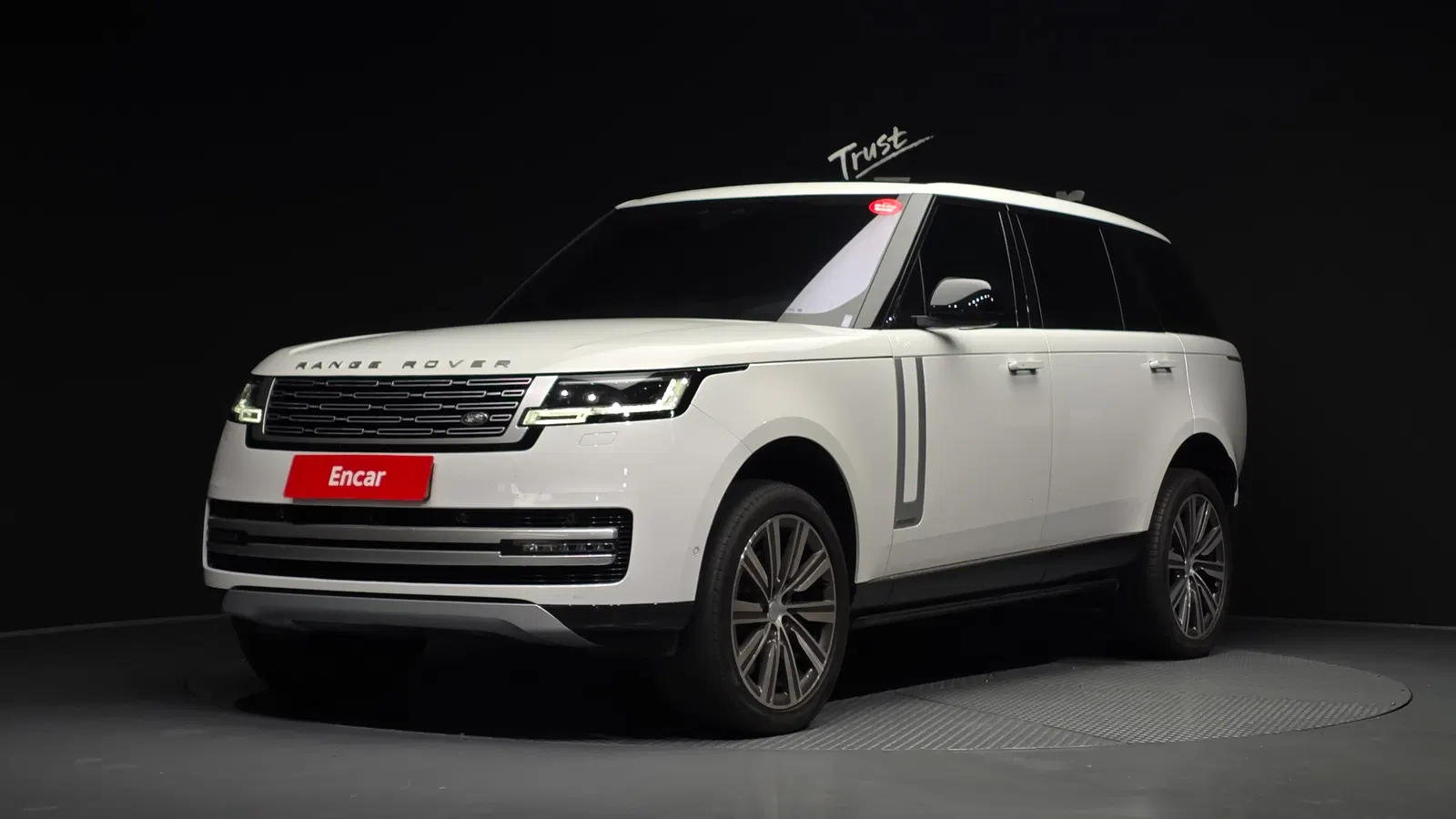 Land Rover Range Rover 5e génération P530 AB LWB 2023 — photo 1 sur 40
