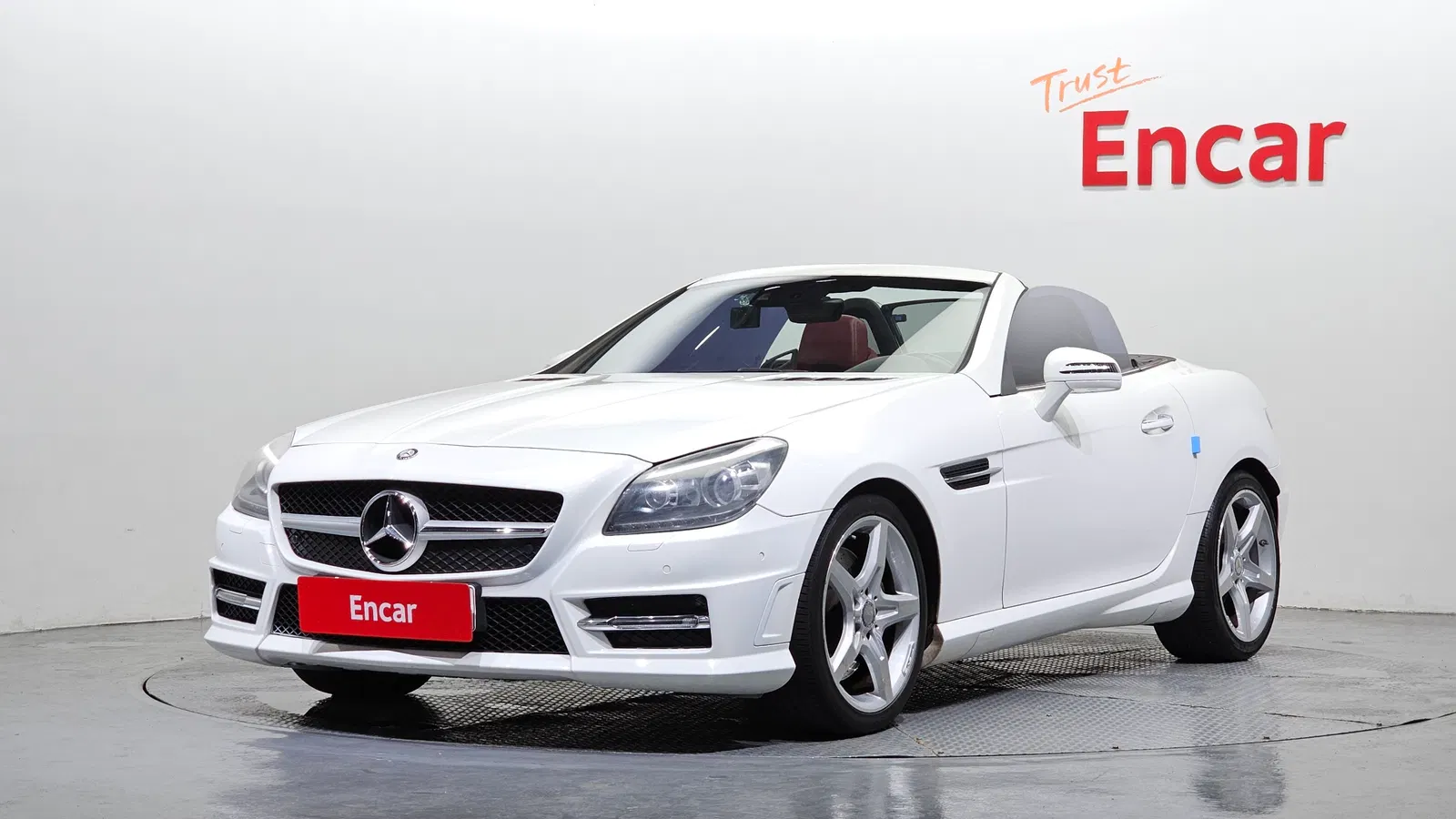 Mercedes-Benz SLK 200 BlueEFFICIENCY 2016 — photo 1 sur 20