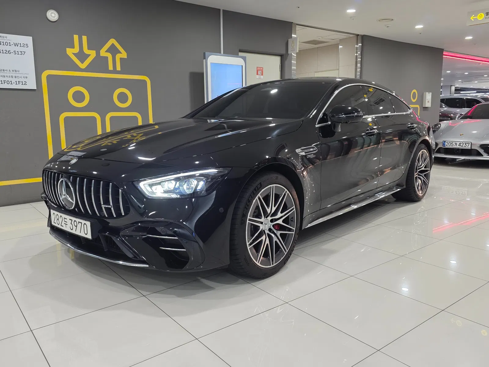 Mercedes-AMG AMG GT 4 portes 43 4MATIC+ 2025 — photo 1 sur 24