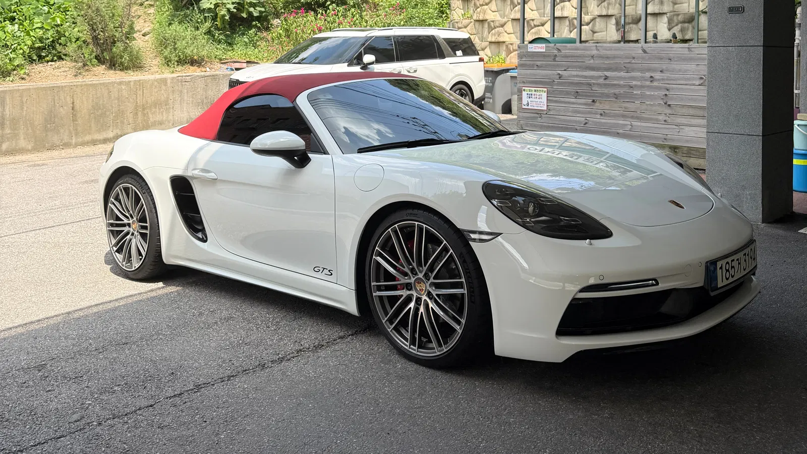 Porsche 718 Boxster 2.0 2019 — photo 1 sur 16