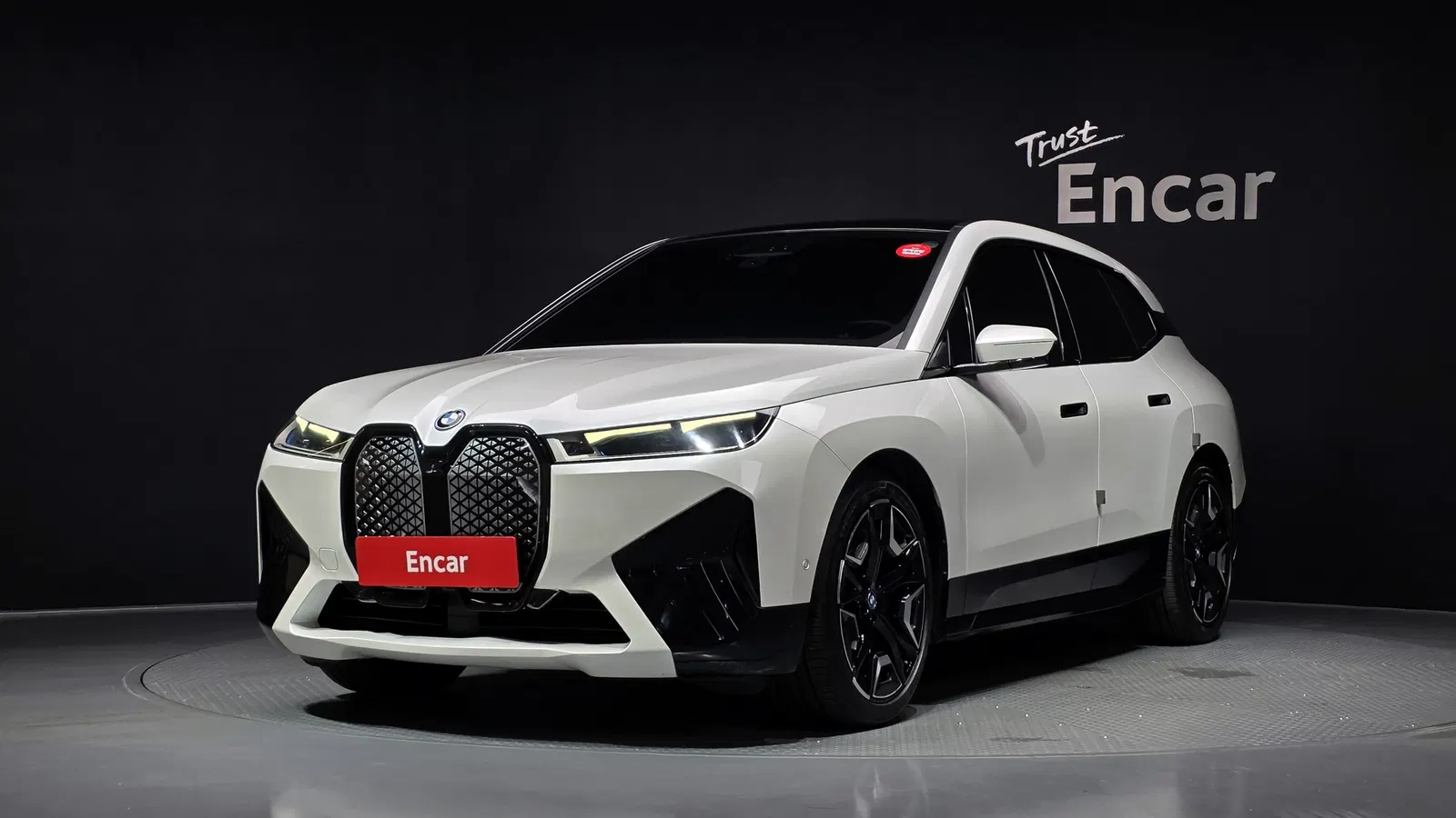 BMW iX xDrive50 Sport Plus 2023 — photo 1 sur 20