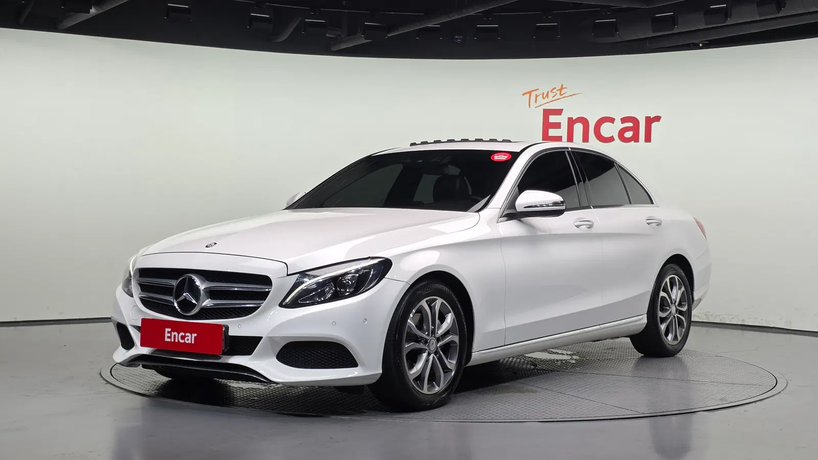 Mercedes-Benz Classe C C220 d Avantgarde (W205) 2017 — photo 1 sur 26