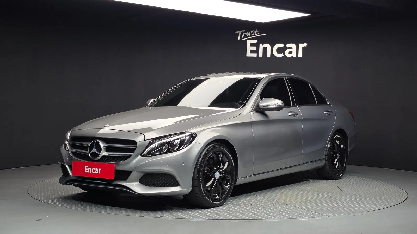 Mercedes-Benz Classe C C220 d Avantgarde (W205) 2016 — photo 1 sur 20