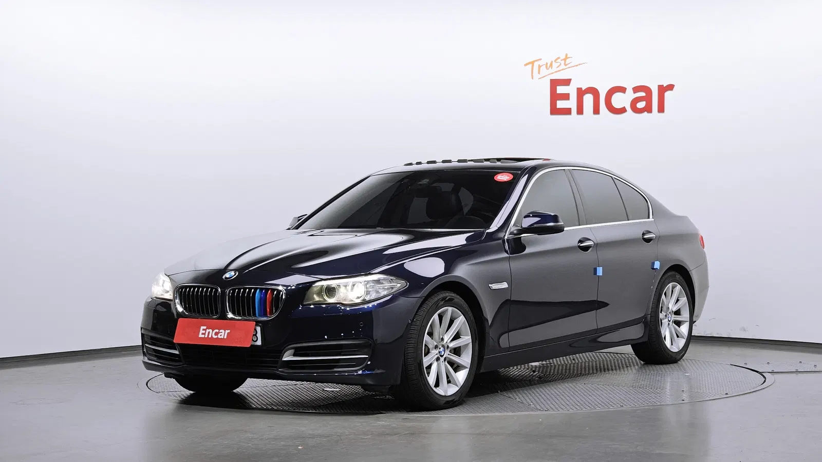 BMW Série 5 (F10) 528i xDrive 2014 — photo 1 sur 20