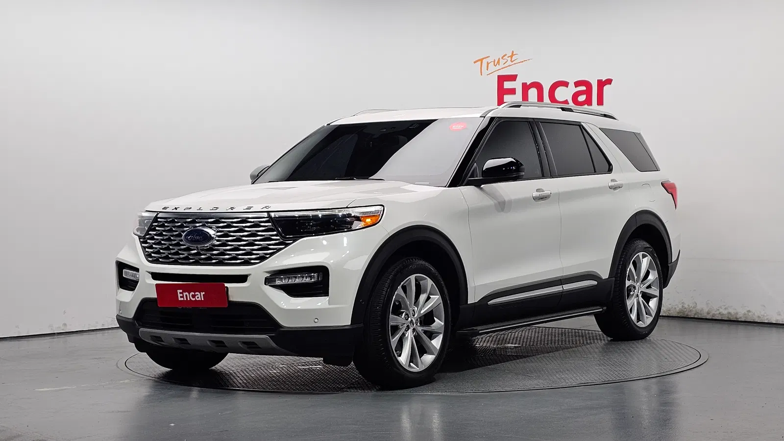 Ford Explorer 6e génération 3.0 Platinum 4WD 2021 — photo 1 sur 26