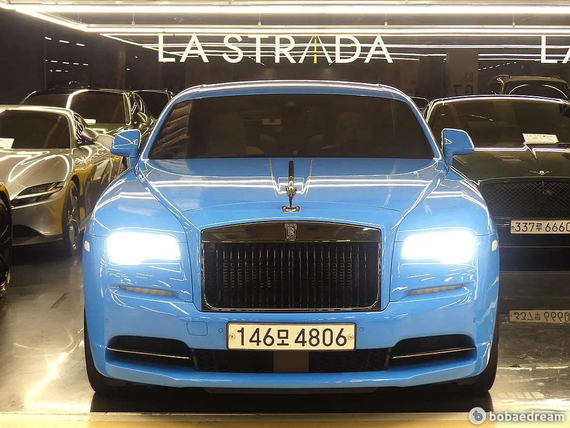 Rolls-Royce Wraith 6.6 Black Badge 2020 — photo 1 sur 26