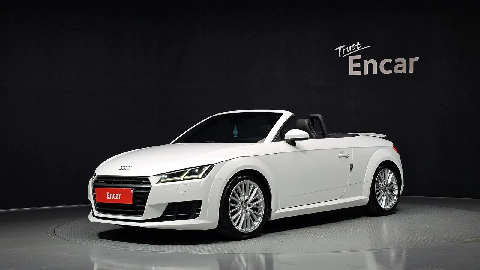 Audi TT (8S) Roadster 45 TFSI Quattro 2016 — photo 1 sur 20