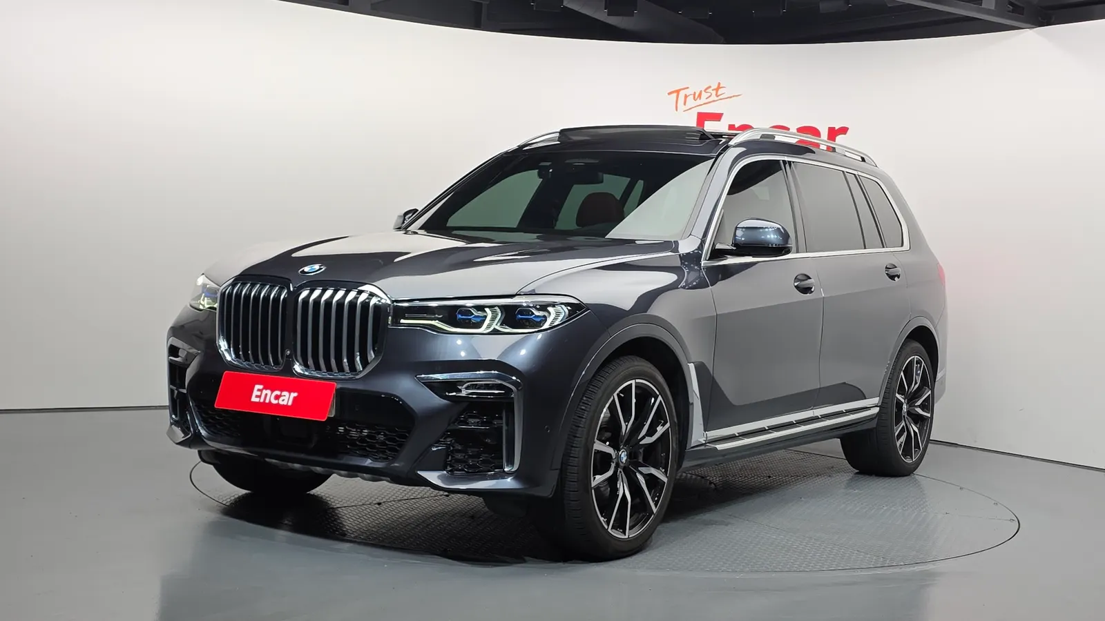 BMW X7 (G07) xDrive 40i M Sport 6 places 2021 — photo 1 sur 20