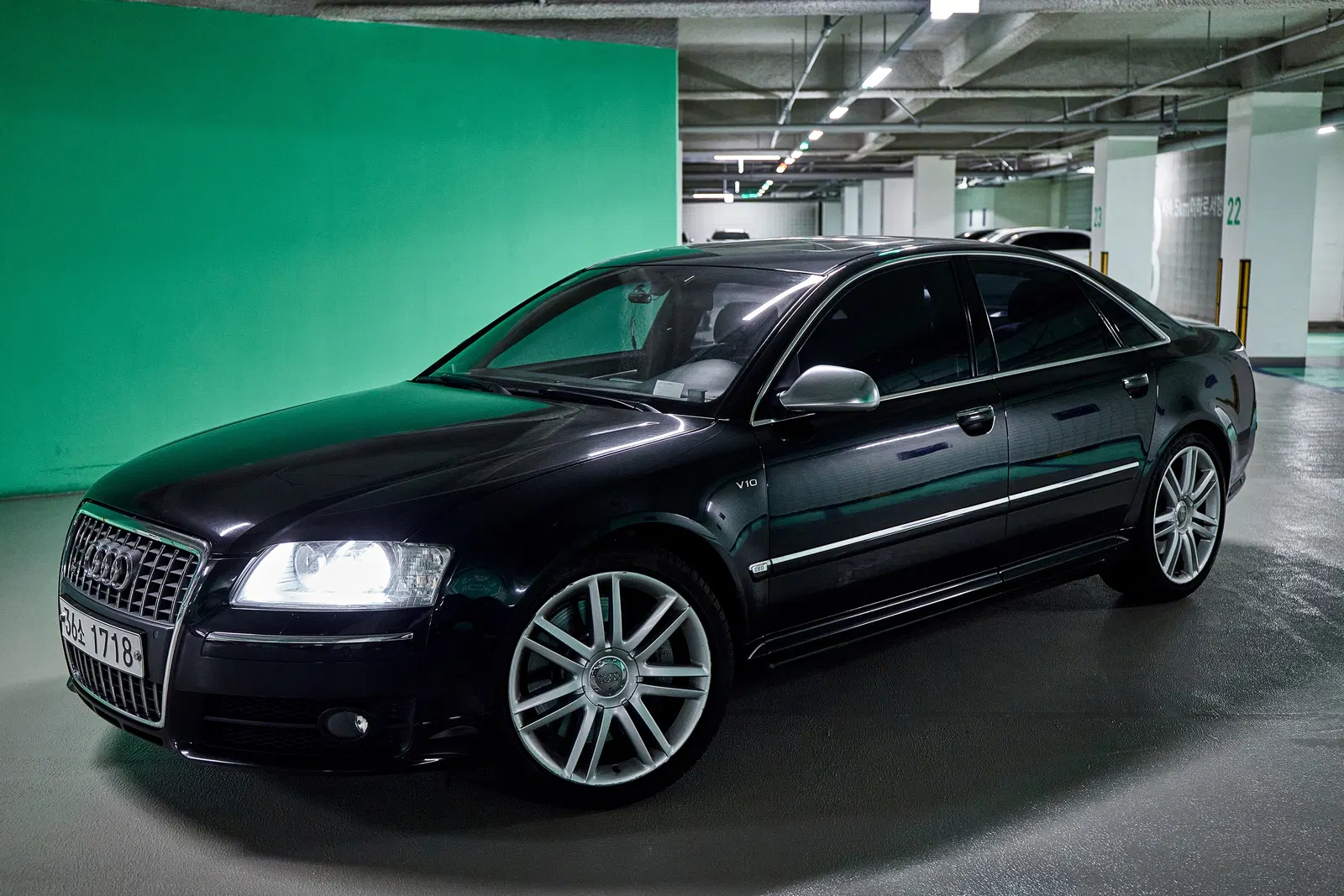Audi S8 5.2 FSI Quattro 2007 — photo 1 sur 21