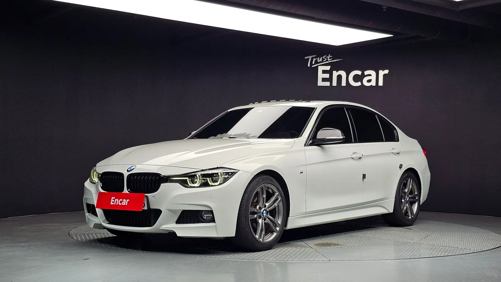 BMW Série 3 (F30) 320i M Sport Shadow 2018 — photo 1 sur 20