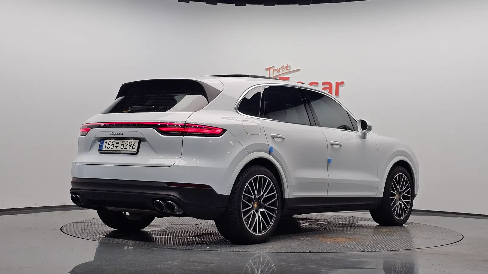 Porsche Cayenne (PO536) 3.0 2023 — photo 1 sur 34