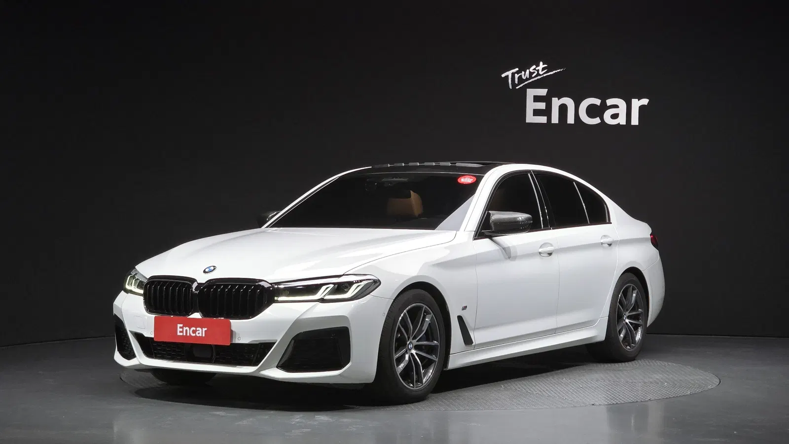 BMW Série 5 (G30) 520i M Sport 2021 — photo 1 sur 26