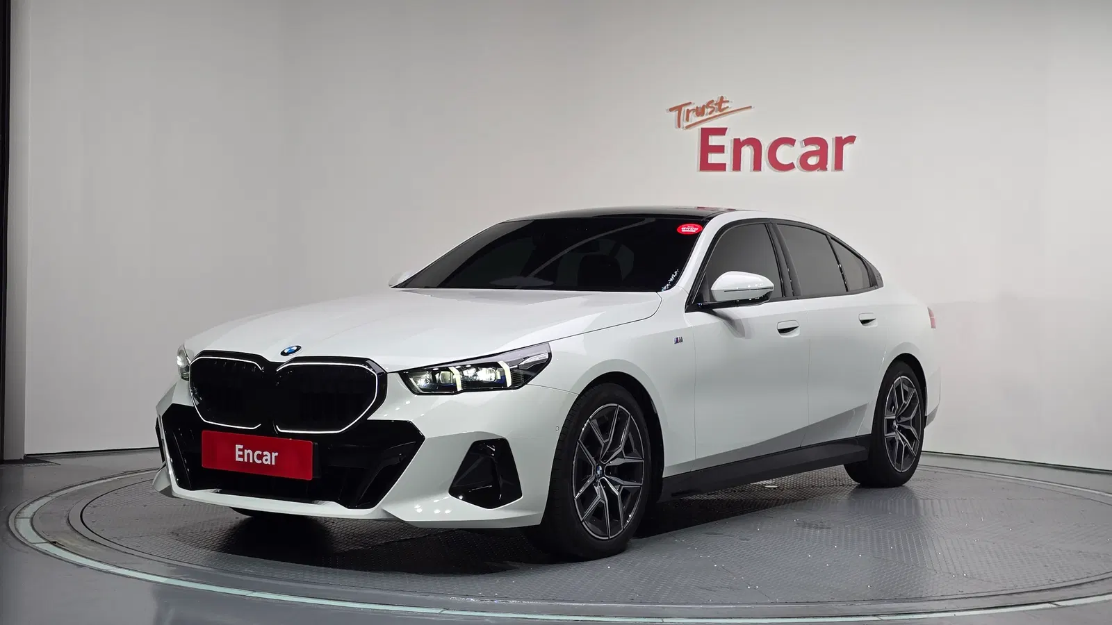 BMW Série 5 (G60) 523d xDrive M Sport 2025 — photo 1 sur 41